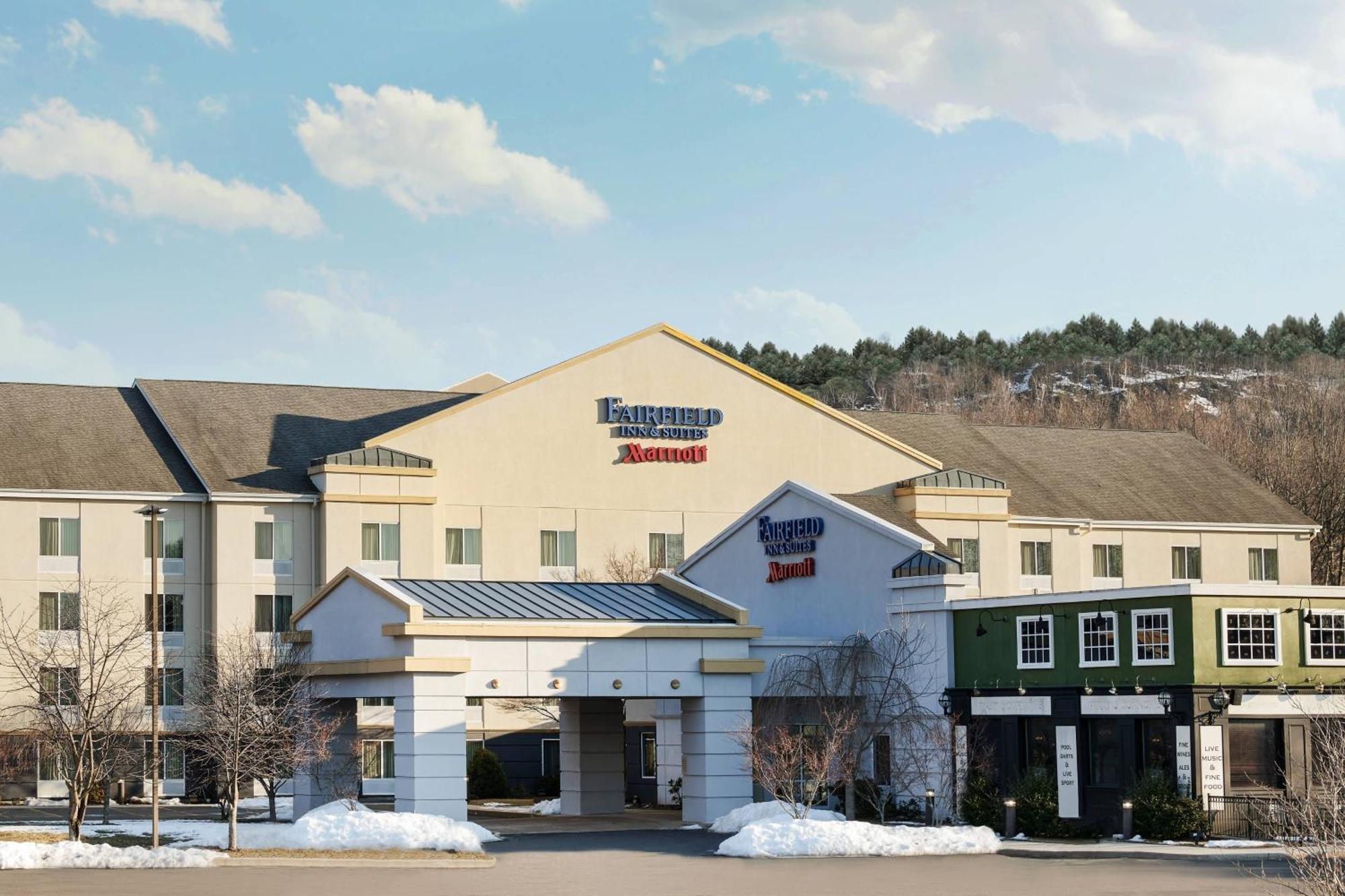 Fairfield Inn And Suites By Marriott Plainville Exterior photo